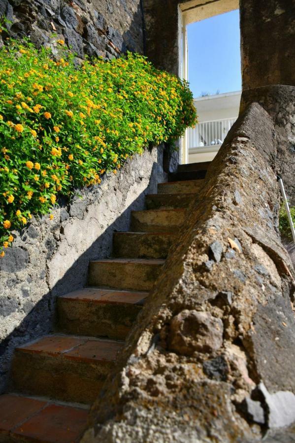 アチレアーレ Casa Saraヴィラ エクステリア 写真